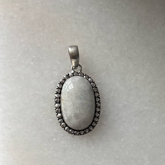 NWOT Sundance Kaleidoscope Snow Pendant Rainbow Moonstone Sterling Silver
